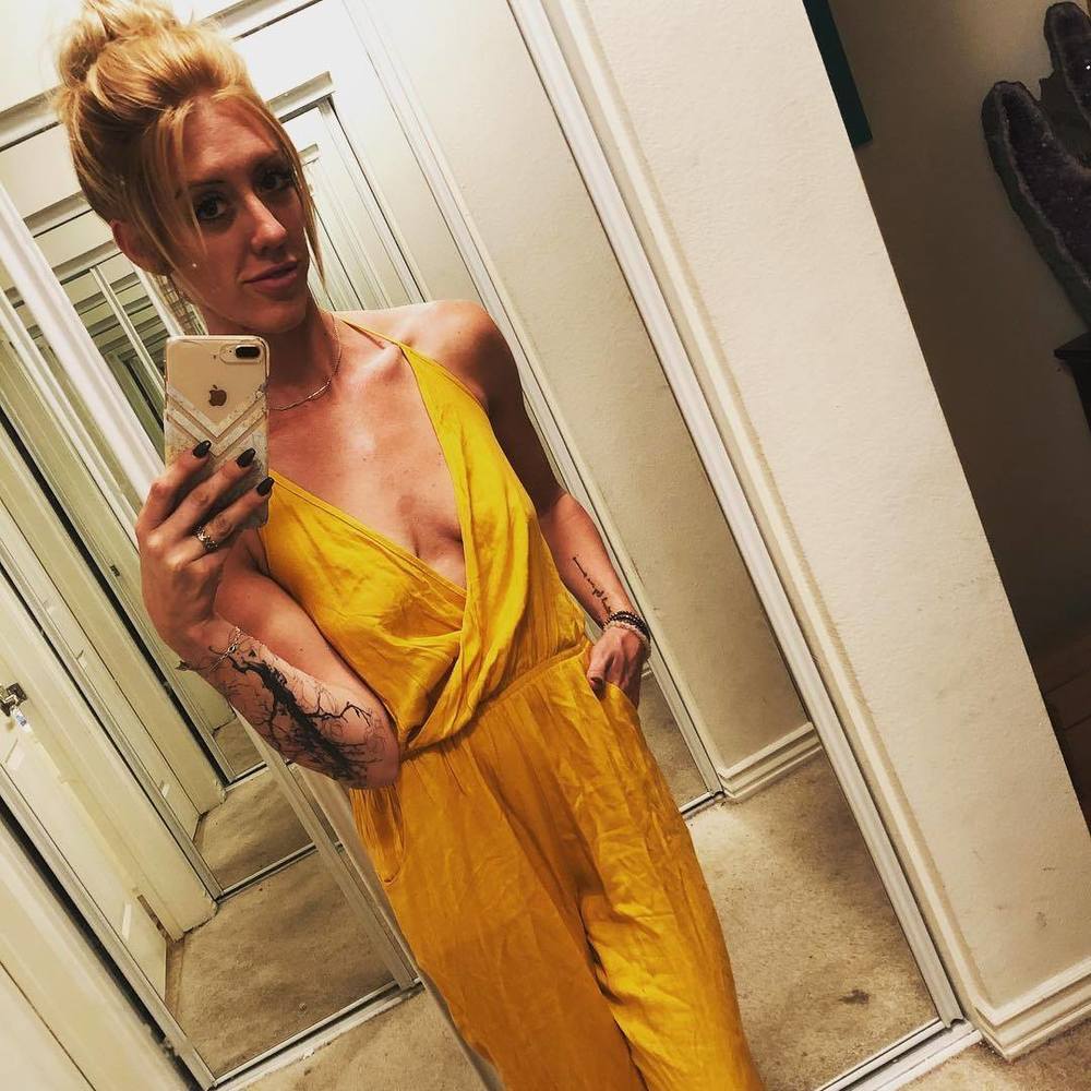 Meet your Posher, Kara